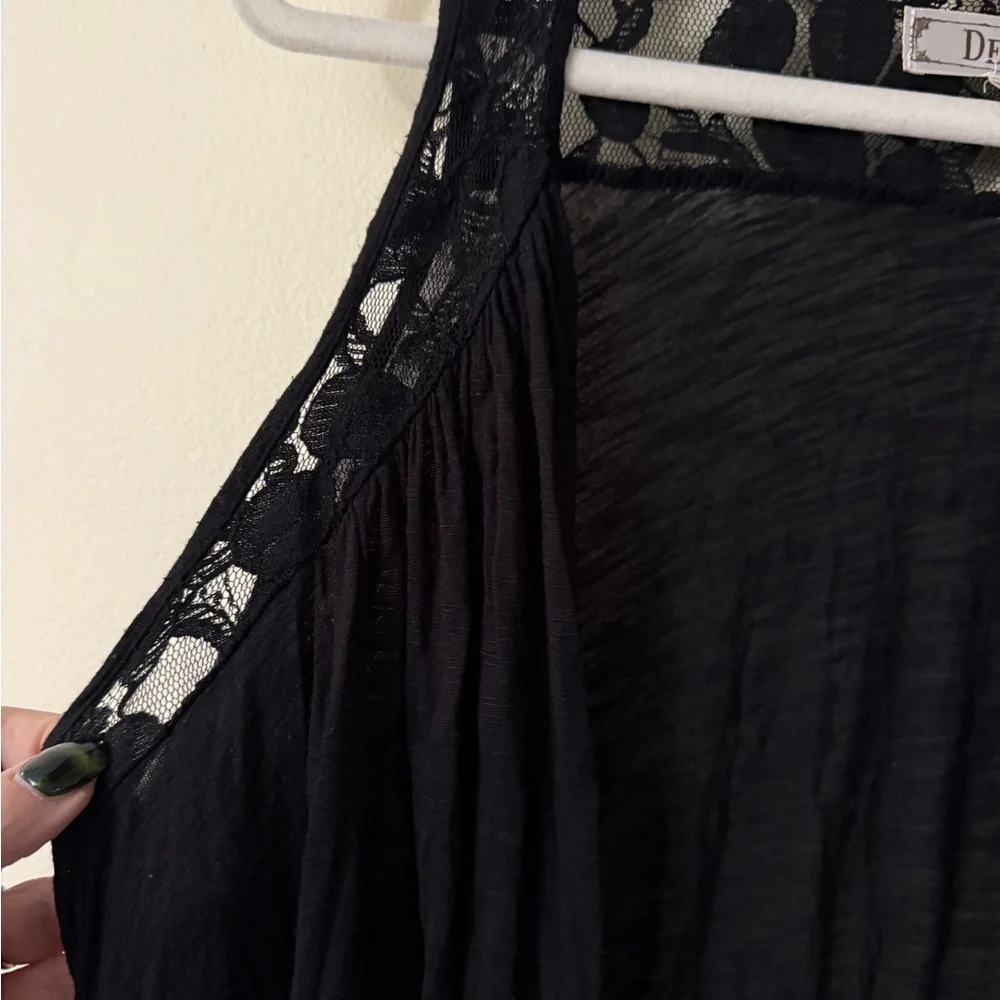 Decree Black Lace Accent Vest, Lightweight, Crochet Lace, Open Vest, size L